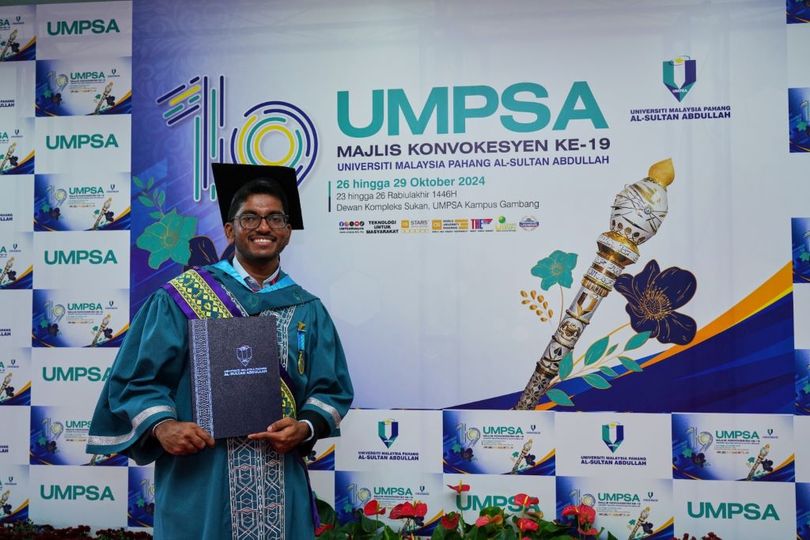 TAMAT PENGAJIAN DALAM 5 SEMESTER, GRADUAN FTKKP TERIMA ANUGERAH KECEMERLANGAN BASF PETRONAS CHEMICAL SDN BHD