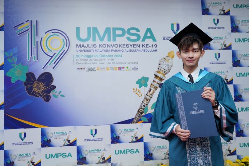 PERPUSTAKAAN UMPSA PILIHAN UTAMA PENERIMA HADIAH KECEMERLANGAN AKADEMIK PRESIDEN LEMBAGA JURUTERA MALAYSIA (LJM) MENGULANG KAJI PELAJARAN